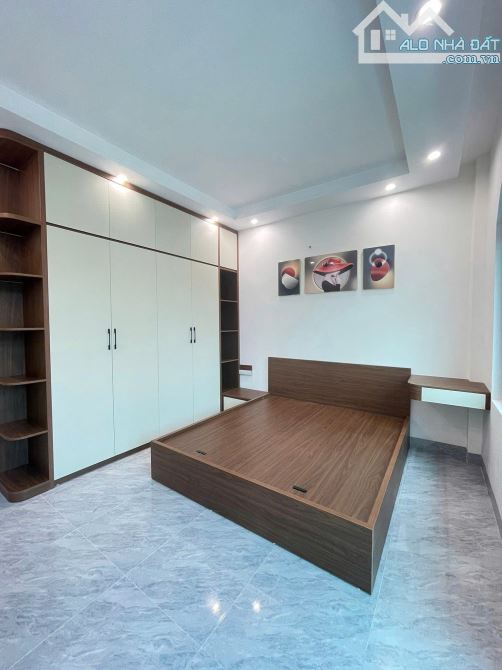 Em cần bán ngôi nhà 3 tầng mới đẹp không tì vết tại ngõ phố phường Hải Dương - 3