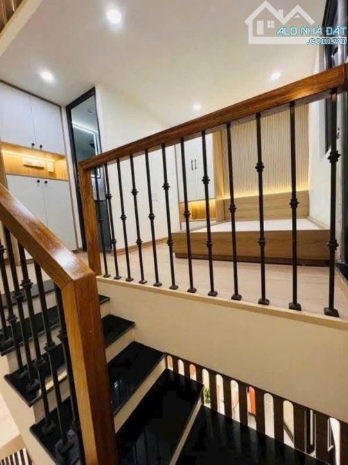 CHỈ 4.5 TỶ! NHÀ NHỎ XINH Ở NGAY - NGÕ QUỲNH, HAI BÀ TRƯNG: 22M², 4 TẦNG - GẦN BẠCH MAI - 3