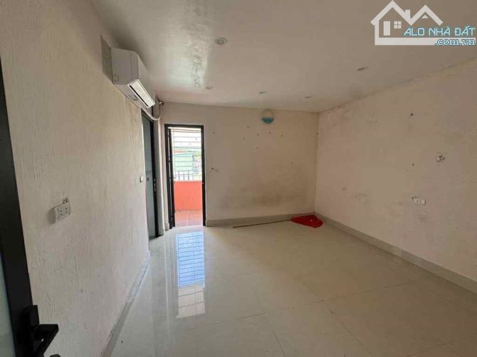 NHÀ PHỐ NGUYỄN KHOÁI, DT54M2, KINH DOANH, NGÕ NÔNG, 4TẦNG, MT RỘNG 6.7M, GIÁ 10TY - 3