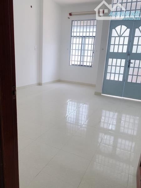 BÁN GẤP NHÀ HẺM XE HƠI ÂU CƠ, 4,1 x 16 , TRỆT LẦU, 3PN RỘNG RÃI, GIÁ NHỈNH 5TỶ - 3