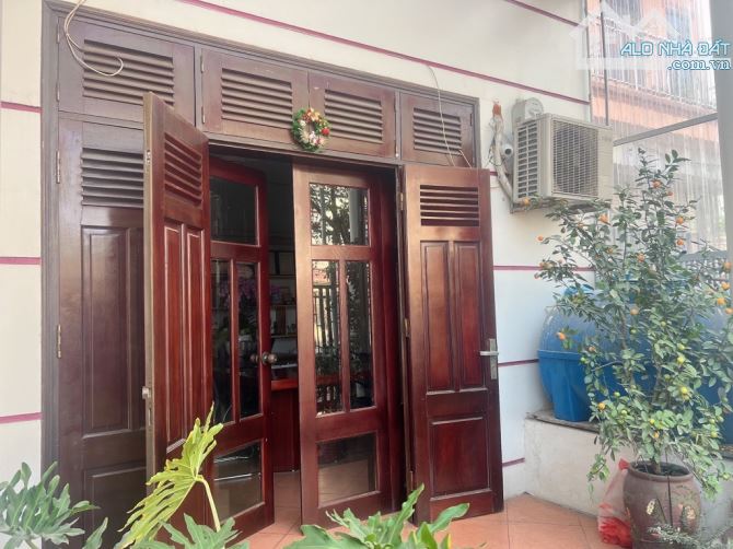 🏡 BÁN NHÀ BIỆT THỰ 3 TẦNG -- GẦN QL70 – VÀI BƯỚC RA TRỊNH VĂN BÔ -- KINH DOANH TỐT 🏡  📍 - 3