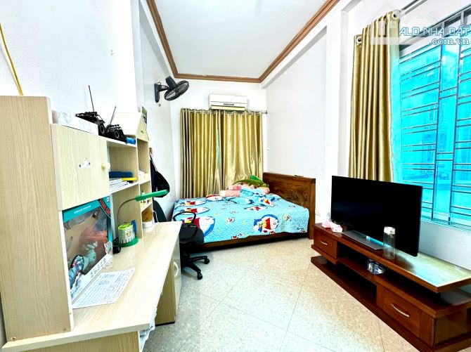Bán nhà phố Ngoạ Long - Cầu Diễn  DT 38m2 - 5 tầng - Giá 5,25 tỷ. - 3