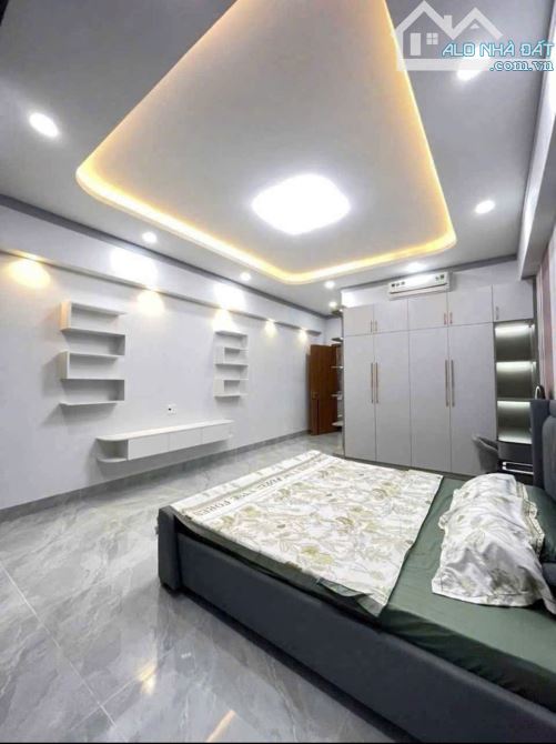 TÔI CẦN BÁN NHÀ SƯ VẠN HẠNH,P12, QUẬN 10. GIÁ 4TỶ980/54,9M2(4,5x12,2m). CHO THUÊ 20TRIỆU - 3