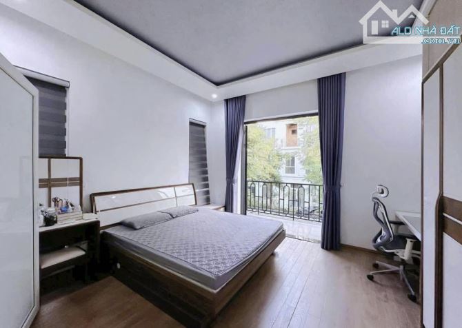 Bán Biệt Thự 02 tầng tại Khu đô Thị Royal Park cạnh đường Lê Đức Anh giá 4,44 ty ( TL ) - 3