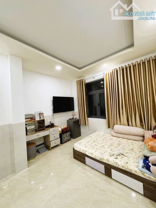 Bán nhà 4 tầng 56m2 Hậu Giang, đẹp lung linh, View kênh Lò Gốm, Him Lam, chỉ hơn 6 tỷ - 3