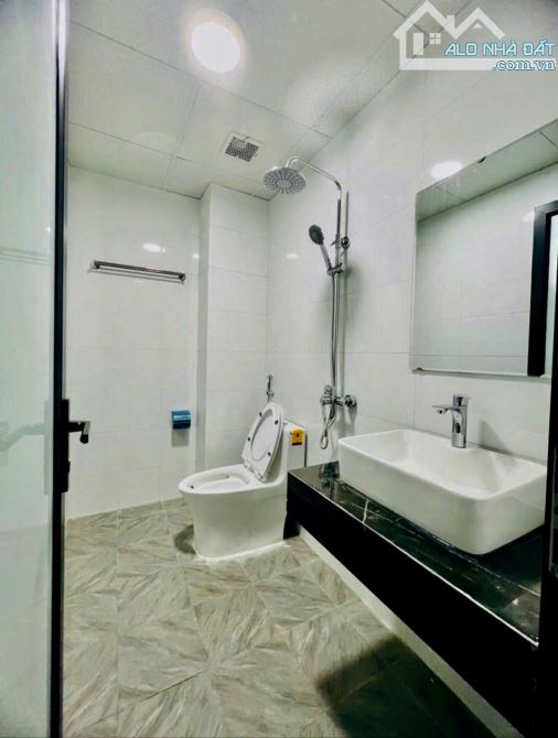 GIẢI PHÓNG - NHÀ Mới 6 Tầng THANG MÁY - Ô tô Vào Nhà - 3