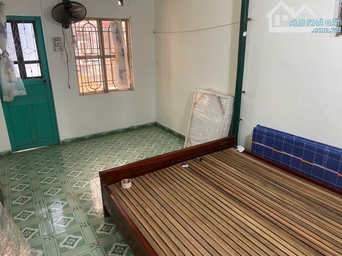 Cho thuê nhà Phố Văn Hội, Phường Đức Thắng, Bắc Từ Liêm. DT 34m x 3 tầng, giá 7tr - 3