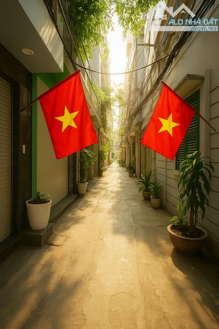 Bán nhà đẹp thang máy Ngã Tư Sở! 30m2 x 5 tầng 4p4wc 8..tỷ - Dân xây mới, gần phố - 4