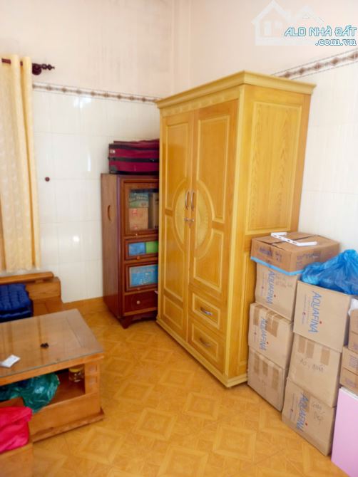 Nhà quá Ngộp 1 Lầu mặt tiền 16m QL28-Hàm Liêm-Lâm Đồng-650m2,có 350m2TC - 4