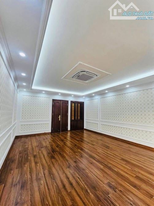 NHÀ MỚI KOONG ĐÔNG QUAN CẦU GIẤY 65M x 6T,Mt 5.5M GIÁ 26.8 TỶ THANG MÁY Ô TÔ NGÕ THÔNG KD - 4