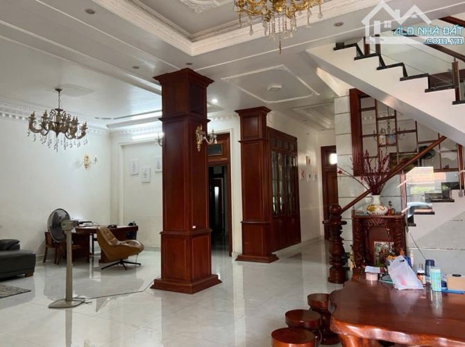 SIÊU VIP BIỆT THỰ SÂN VƯỜN - KHU KIẾN THIÊT - HIỆP PHÚ - 500M2 (NGANG 15M) - 3 TẦNG - 4