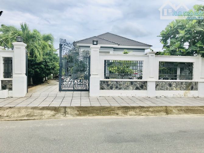 Biệt thự ven biển cực đẹp- dt:836m2- 14mx60m-150 thổ cư-3phòng ngủ-3wc-giá 9ty9 - 4