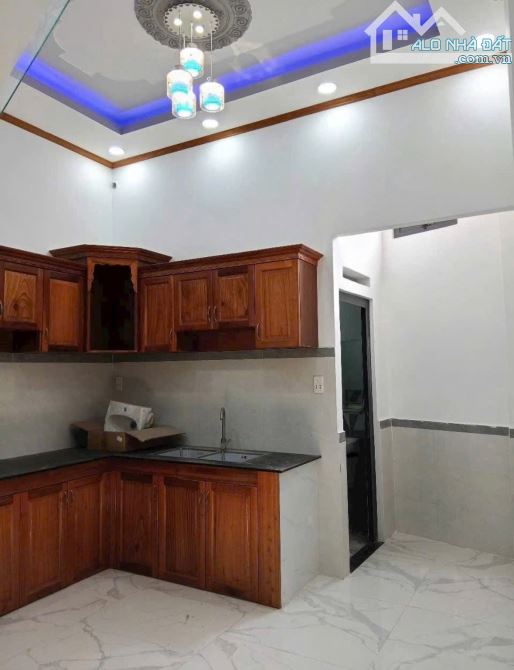 Gia chủ cần bán nhà Cao Đạt, Quận 5. Đường thoáng, sổ riêng DT 63m2(4,2x15m) Giá 5tỷ430 - 4