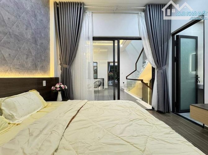 3TY120 MT ĐƯỜNG CAO THẮNG QUẬN 3 SHR DT 72M2 - 4