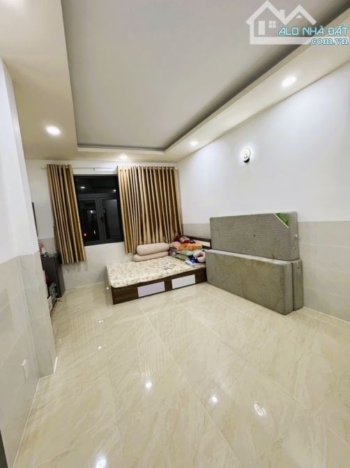 Bán nhà 4 tầng 56m2 Hậu Giang, đẹp lung linh, View kênh Lò Gốm, Him Lam, chỉ hơn 6 tỷ - 4