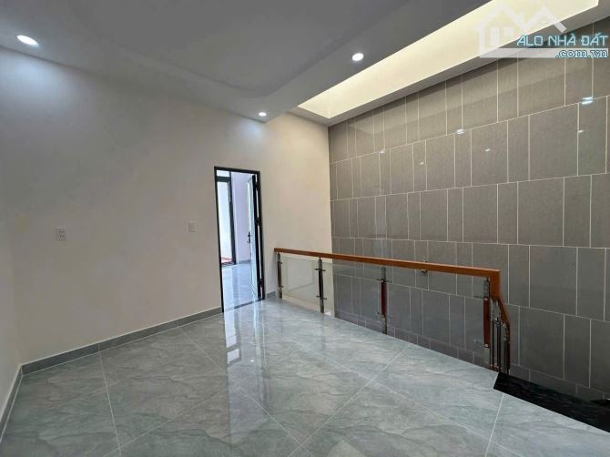 NHÀ 2 TẦNG FULL NỘI THẤT GẦN KHU CÔNG NGHIỆP CẦU TRÀM TRỌN GÓI 2 TỶ 690 - 4