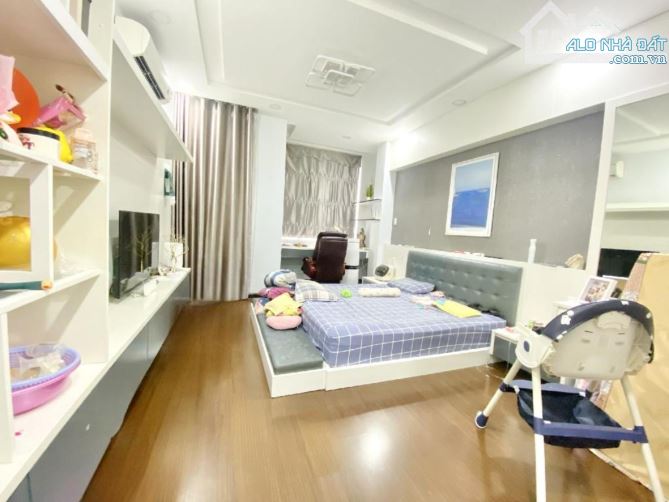 BÁN NHÀ HẺM 8m ĐƯỜNG CMT8 QUẬN TÂN BÌNH. - DT 48m2-4tầng BTCT-Giá 11tỷ - 4