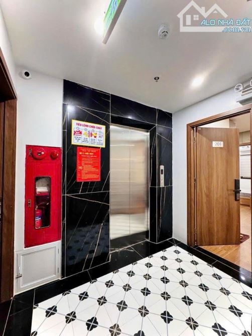 BÁN TÒA APARTMENT VŨ NGỌC PHAN, ĐỐNG ĐA - 90M² x 8T THANG MÁY - GARA Ô TÔ - KINH DOANH - 4