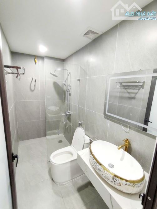 Bán nhà phố Tây Sơn ô tô đỗ,  thang máy, DT 42m2, 6t, mt 4m, ở ngay. - 5