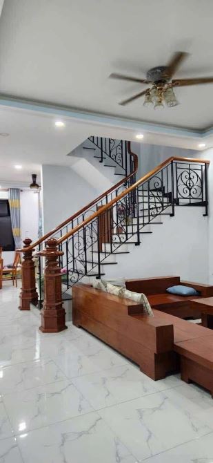 BIỆT THỰ KDC CÁT LÁI - 10,8 tỷ—83m2(5,2*16) —3 tầng - 5