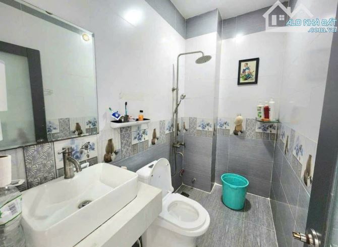 TÔI CẦN BÁN NHÀ SƯ VẠN HẠNH,P12, QUẬN 10. GIÁ 4TỶ980/54,9M2(4,5x12,2m). CHO THUÊ 20TRIỆU - 5