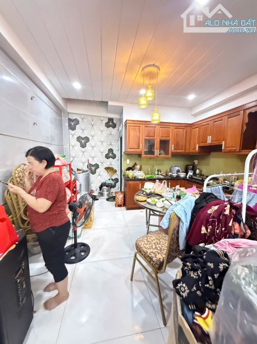 Nhà đẹp lòng lanh khu phân lô Trần thị hè hiệp thành q12 - 5