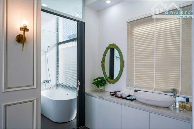 VIP BIỂN! BÁN VILLA 3 TẦNG 130M2 – 34,99 TỶ - MT NGÔ THÌ SỸ - Q. NGŨ HÀNH SƠN - 5