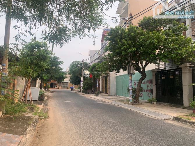 8.5TỶ CHO LÔ ĐẤT FULL THỔ CƯ ĐƯỜNG NỘI BỘ CÓ VỈA HÈ P11 Tp VT CÁCH SUN GROUP 5 PHÚT OTO - 5