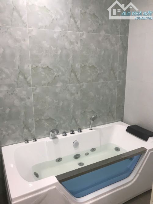 Bán nhà 5 tầng ngõ 466 Ngô Gia Tự, Long Biên, 72m, thang máy, ô tô đỗ cửa. - 5