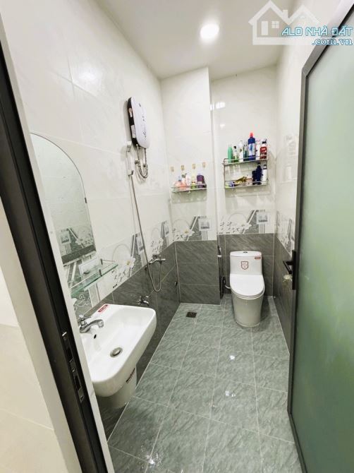 Bán nhà 4 tầng 56m2 Hậu Giang, đẹp lung linh, View kênh Lò Gốm, Him Lam, chỉ hơn 6 tỷ - 5