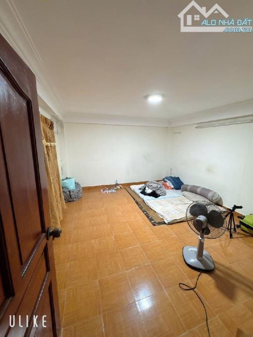 Bán nhà CMT8 – 5.4x14 – 4 tầng vuông vức, hoàn công - 9.45 tỷ bàn cờ phân lô, - 5
