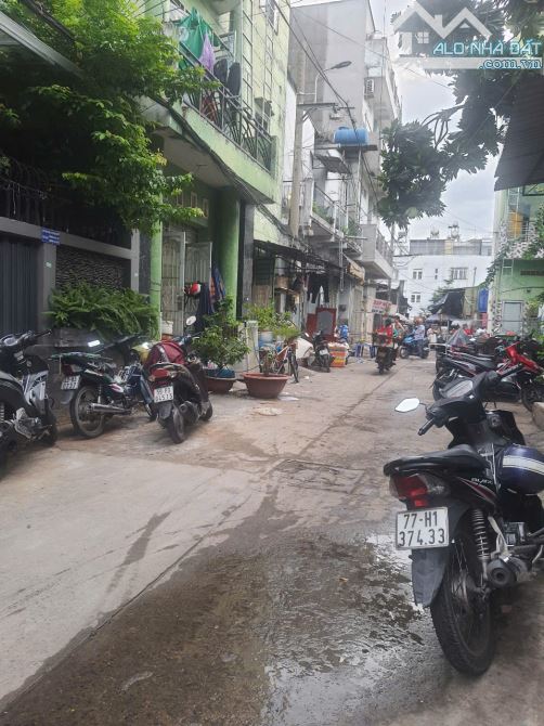 Biệt thự đẹp đường  nhựa 8m-khu vip Tân Sơn Nhì- xe hơi ngủ trong nhà - nhà 4 tầng mới đẹp - 5