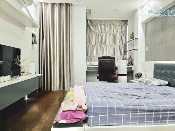 BÁN NHÀ HẺM 8m ĐƯỜNG CMT8 QUẬN TÂN BÌNH. - DT 48m2-4tầng BTCT-Giá 11tỷ - 5