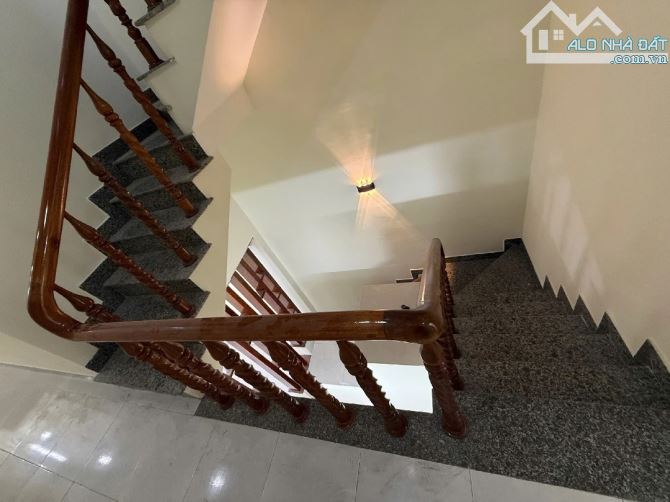 SIÊU PHẨM NHÀ 3 TẦNG–KIỆT Ô TÔ 7M NGÔ THÌ NHẬM–HƠN 3 TỶ-GIÁ RẺ NHẤT HÒA MINH - 6