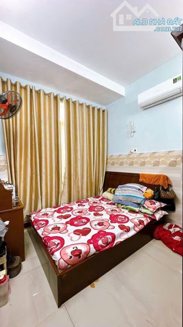 Mặt tiền đường số Khánh Hội vip Q4 có 5 tỷ - 6