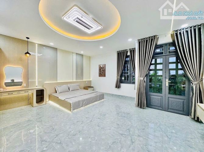 LÊN SÓNG SIÊU PHẨM CỰC HOT MTĐ KINH DOANH TẠ HIỆN, Q2(64,92m2). GIÁ 5TỶ120 - 6