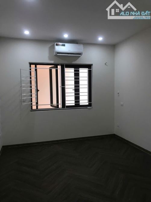 Bán nhà 5 tầng ngõ 466 Ngô Gia Tự, Long Biên, 72m, thang máy, ô tô đỗ cửa. - 6