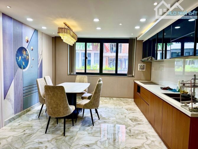 Nhà Gò Vấp khu phân lô hẻm 8m có gara ô tô giếng trời 5 tầng  kiên cố  Nguyễn Tư Giãn P12 - 6