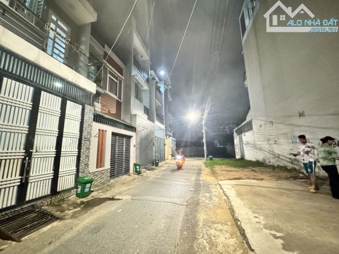 💣Đường số 8 - Linh Đông - Nhà 4 tầng 4PN khu phân lô đồng bộ  - 52M2 (4X13) - 6.3 Tỷ TL - 7