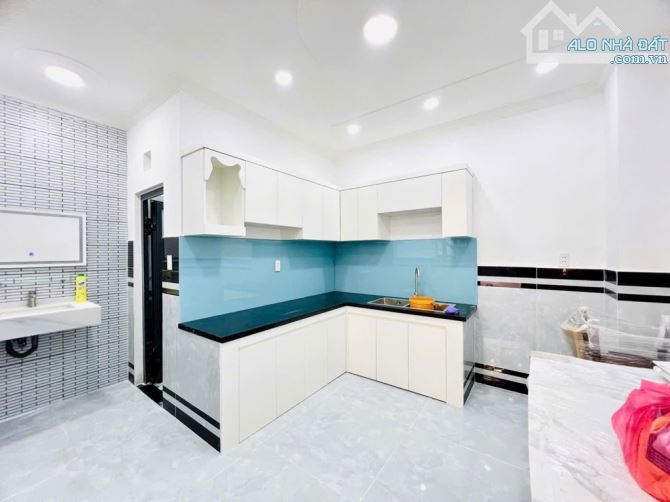BÁN NHÀ ĐẸP LUNG LINH TÂN THỚI HIỆP QUẬN 12, HẺM XE TẢI, DT 45M² (4.5x11), 2 TẦNG, GIÁ RẺ - 7