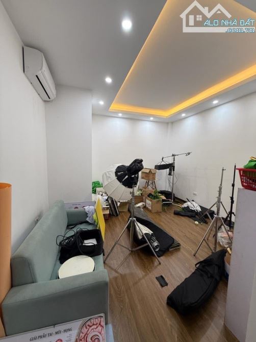 Phan Đình Giót ,diên tích  68m,  7tầng TM, MT 4.2m,giá 25 tỷ Thanh Xuân - 7