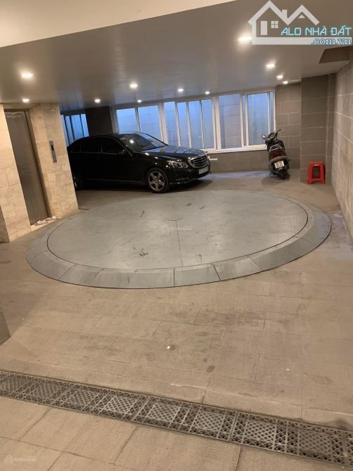 (Hiếm có) biệt thự đường Trường Sơn - ngang khủng (10 x 30m) - 4 tấm -khu an ninh yên tĩnh - 7