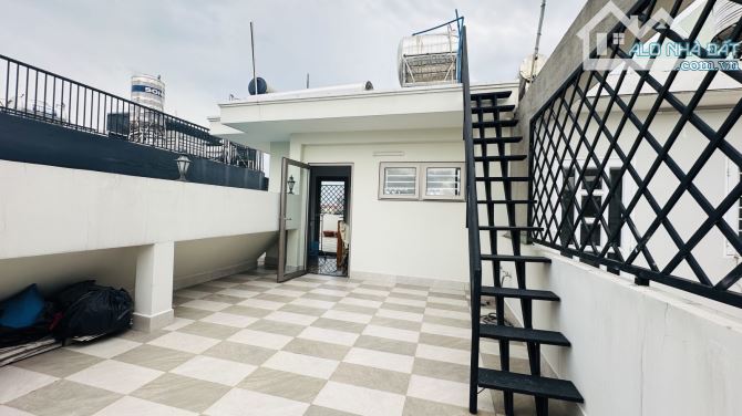 BIỆT THỰ PHONG CÁCH CHÂU ÂU- GIÁP TÂN PHÚ- NGANG GẦN 9M - 8