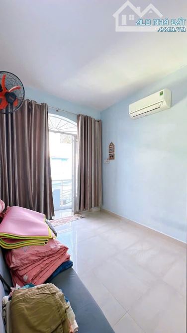 Mặt tiền đường số Khánh Hội vip Q4 có 5 tỷ - 8