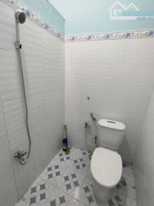🏡Đường Tân Túc ,Thị trấn TÂN Túc - H. Bình Chánh.  DT 6 x 16, (93,5m²). Giá 2,5 tỷ  TL - 8