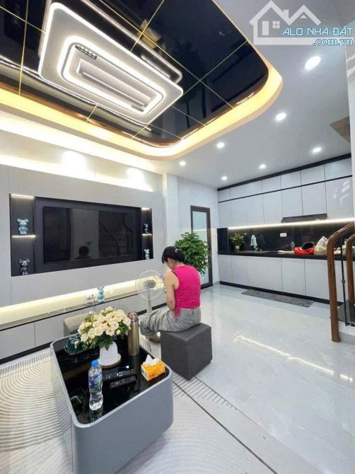 NGÕ 100 CHỢ KHÂM THIÊN – LÔ GÓC HIẾM – NHÀ MỚI ĐẸP LONG LANH – TRUNG TÂM ĐỐNG ĐA - 8