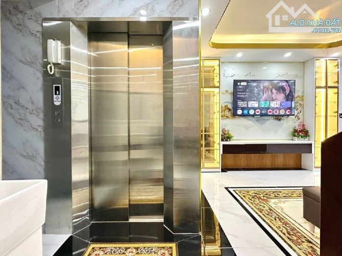TRẦN QUANG DIỆU QUẬN 3 - XE HƠI QUAY ĐẦU THOẢI MÁI- 5TẦNG MỚI KENG - FULL NỘI THẤT CAO CẤP - 9