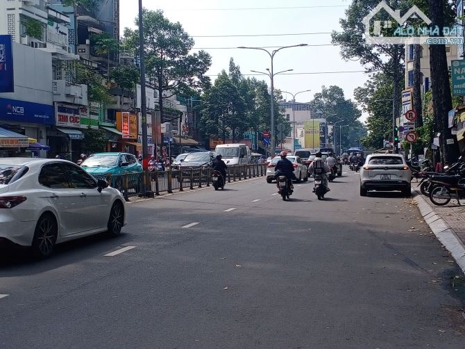 BÁN NHÀ 60m2 HẺM XE HƠI ĐƯỜNG LÊ HỒNG PHONG, PHƯỜNG 1 - QUẬN 10 - 9