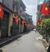 ✨ Nhà đẹp Đức Giang – Long Biên ✨ 📍 Ngõ thông, ô tô tránh – giao thông thuận tiện 🏠 Diện