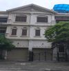 Bán nhà mặt phố Ngô Gia Tự, Long Biên. 85 m2 x 3 Tầng. Ô tô KD, văn phòng, cho thuê.